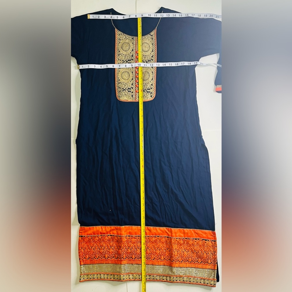 Embroidered kurta, navy blue with gold and orange embroidery, women’s sm/med - Picture 7 of 7